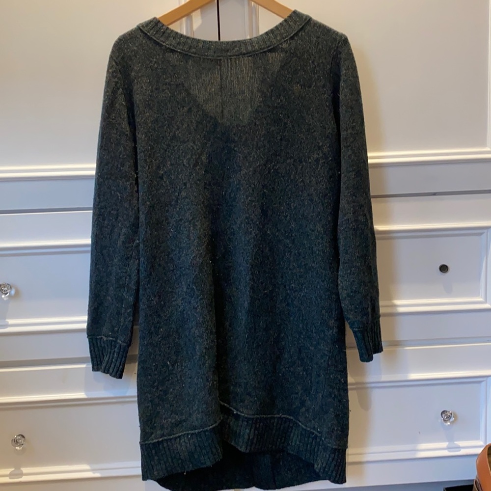 Long tunic sweater.